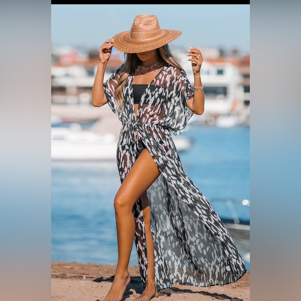 Cupshe beach cover up.  Leopard. Brand new with tags. Size M.